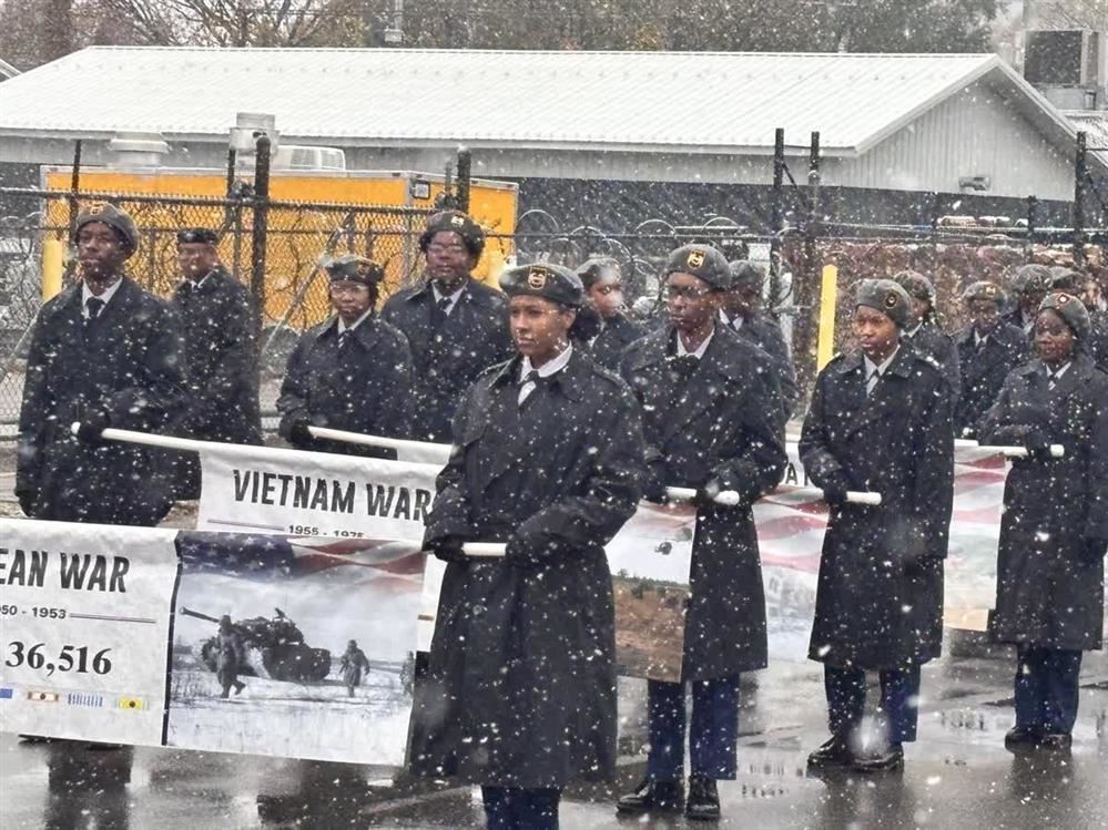  🪖 Denby JROTC Marches with Pride in Veterans Day Parade 🪖